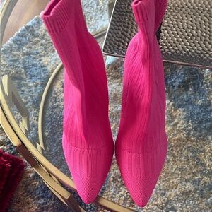 Vibrant Pink Knit Pointed Toe Boots